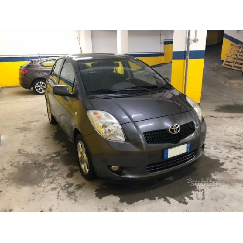 TOYOTA Yaris Navi Edition 2008 Benzina