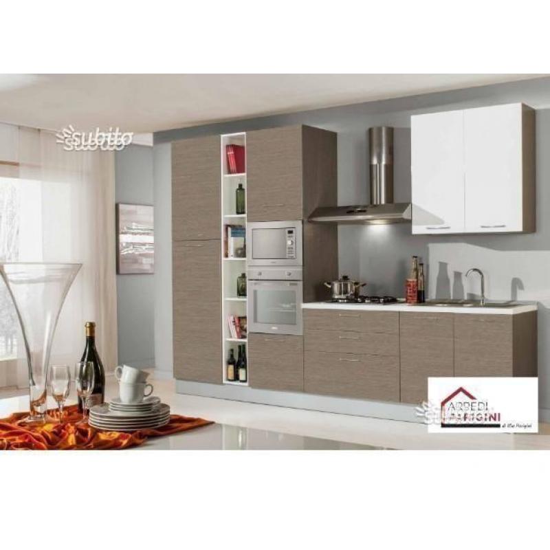 Cucina/cucine moderna con ELETTRODOMESTICI