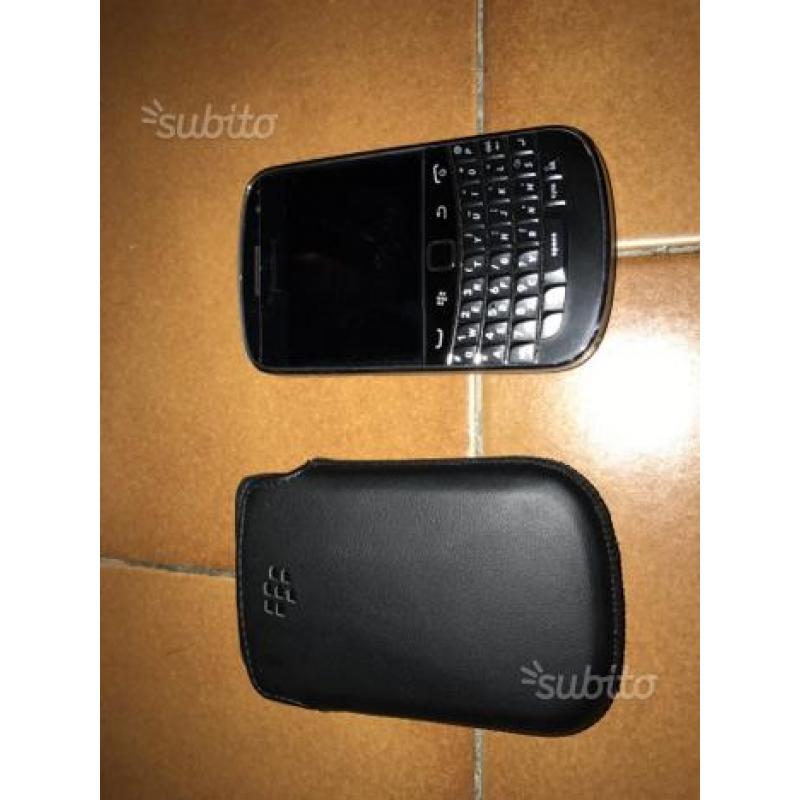 BlackBerry bold 9900