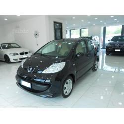 Peugeot 107 1.0 68CV 5p. Sweet Years Cambio aut