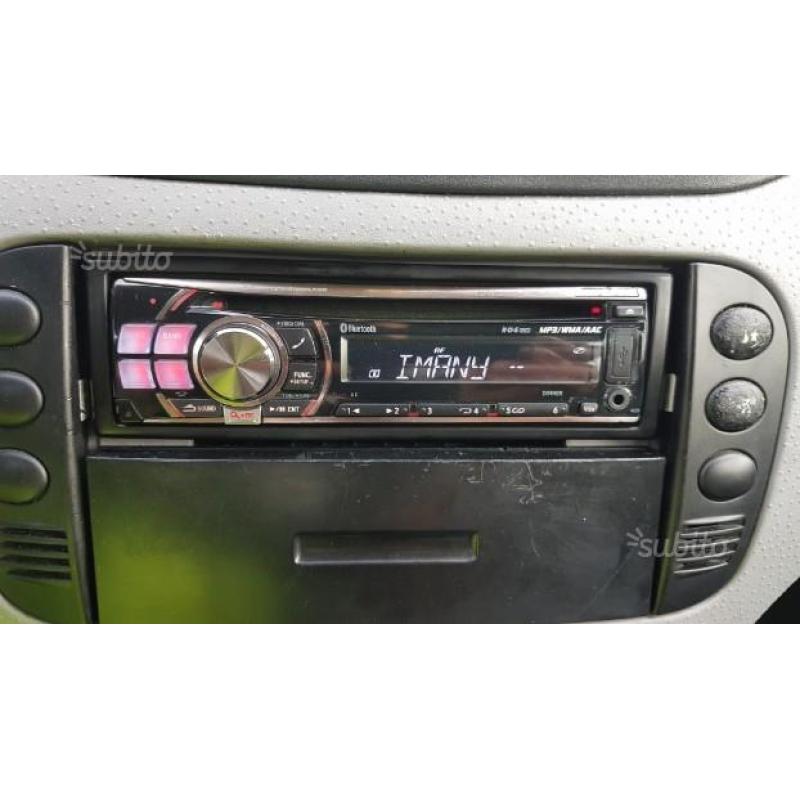 Autoradio alpine CDE-103BT perfetto